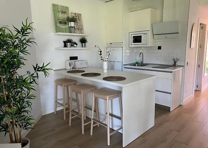 Puerto Banus Picasso