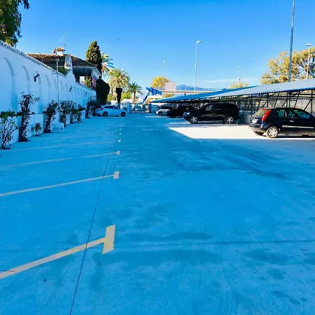 Puerto Banus Picasso *