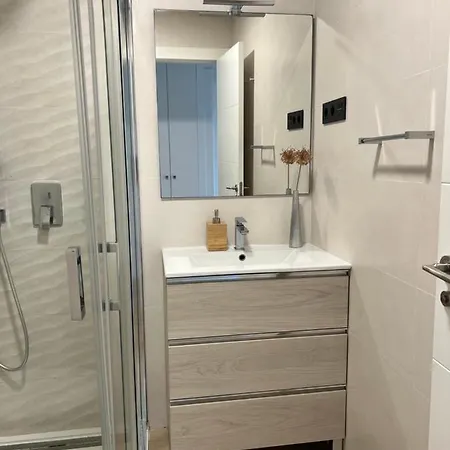 Puerto Banus Picasso *