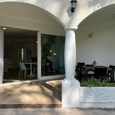 Puerto Banus Picasso *